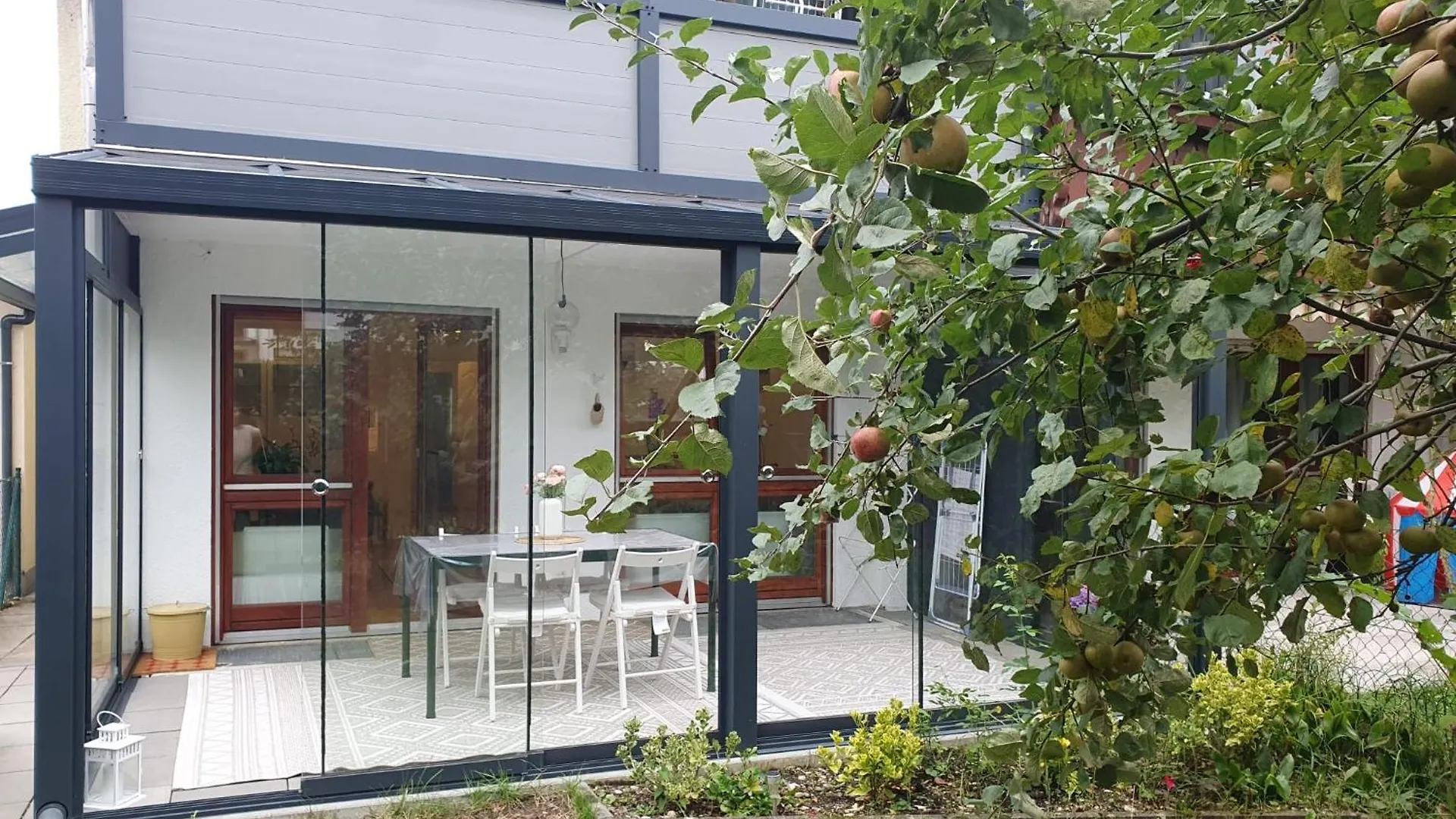 80M2 Garten-Duplexwohnung In Altperlach Mnichov Německo